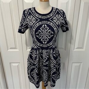 Romeo & Juliet Couture Navy and White Knit Short Sleeve Mini Dress